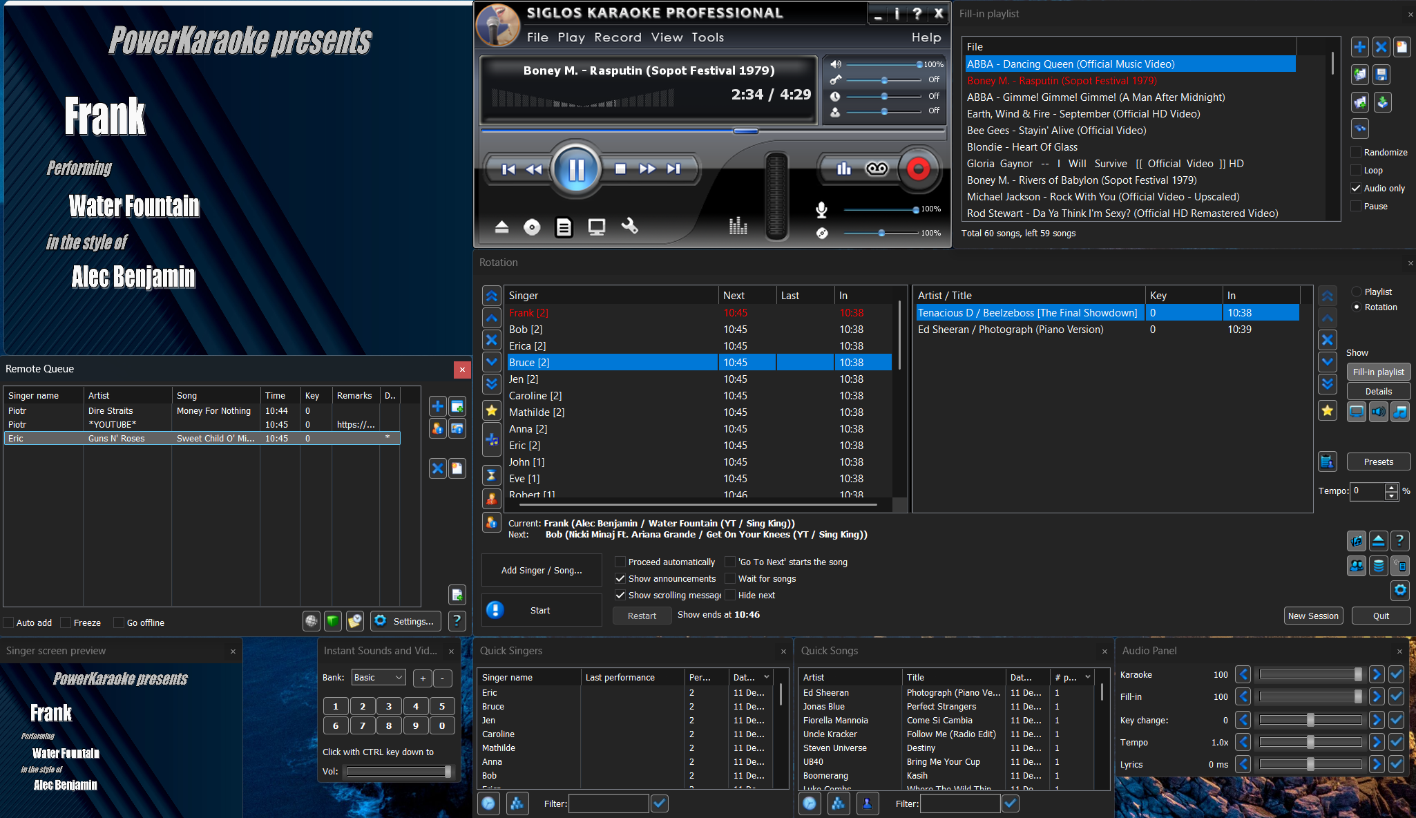 Siglos Karaoke Professional host interface and separate karaoke lyrics display